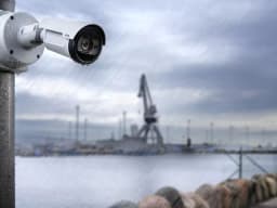 AXIS P1485-LE from AXIS COMMUNICATIONS - Bullet Camera in rainy and windy weather, located by a harbor